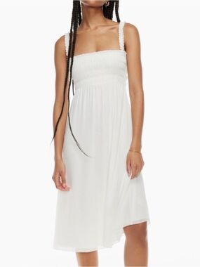 NWOT - Aritzia Wilfred Rosamond Dress